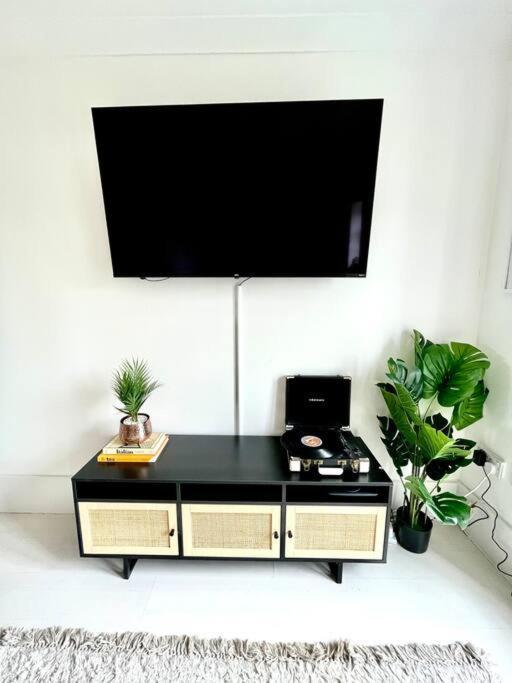 High-End 2 Bed Maisonette In Beaulieu Park Broomfield  Ngoại thất bức ảnh